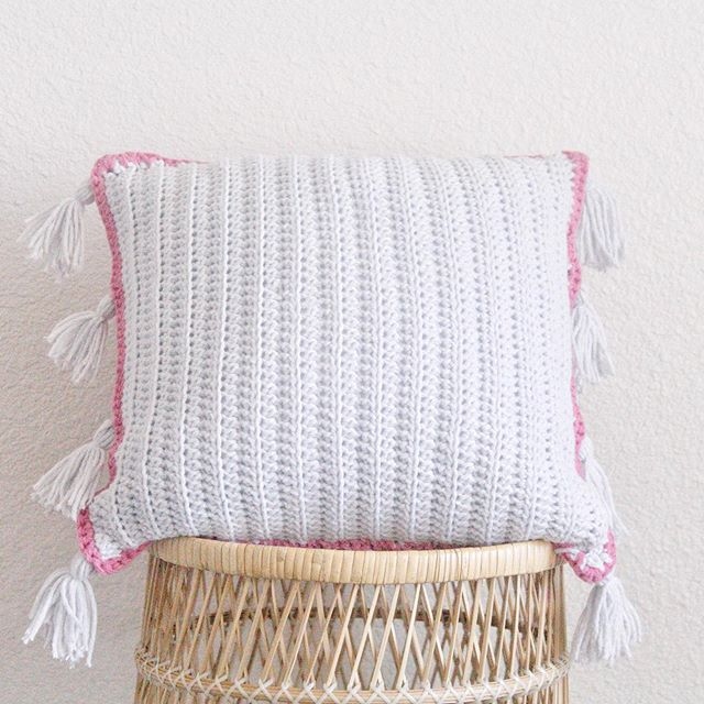 crochet pillow pattern
